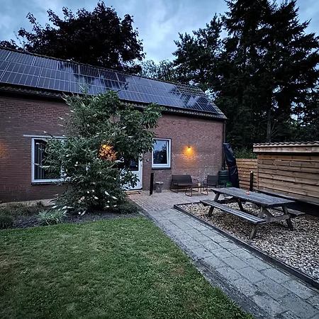 Zola Nyaraló Rucphen